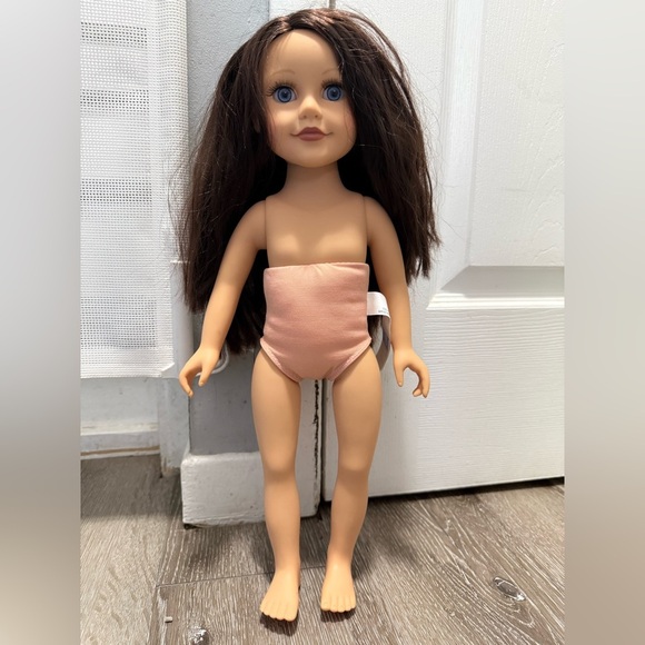 18” Geoffrey Journey Girls Dana Fashion Doll. - Picture 7 of 16